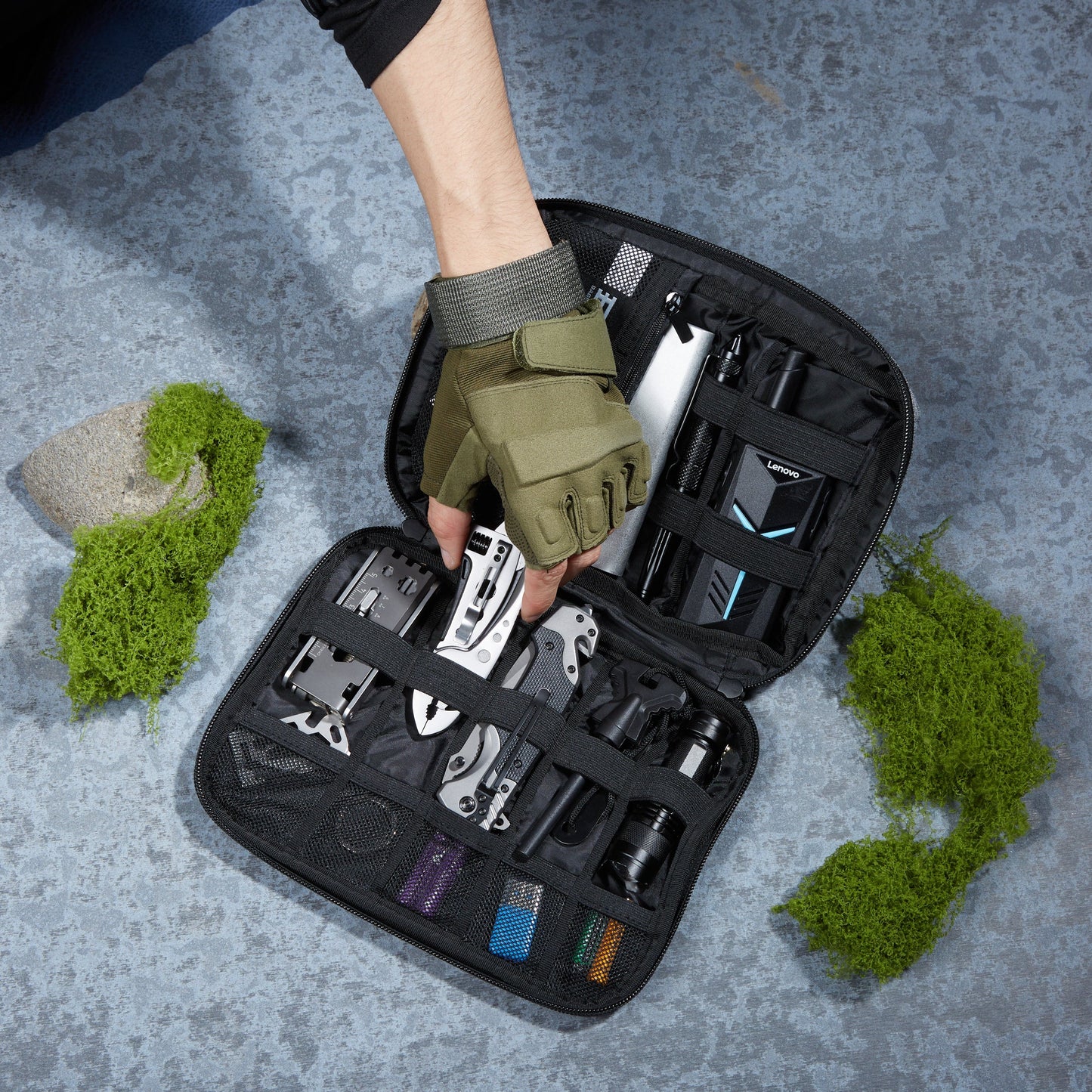 Tech Organizer – Wasserdichte Kabeltas für Reisen & Alltag