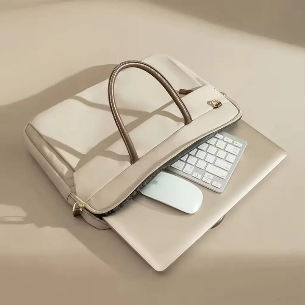Beige Laptoptasche für Damen – Elegant, wasserabweisend & 16" kompatibel