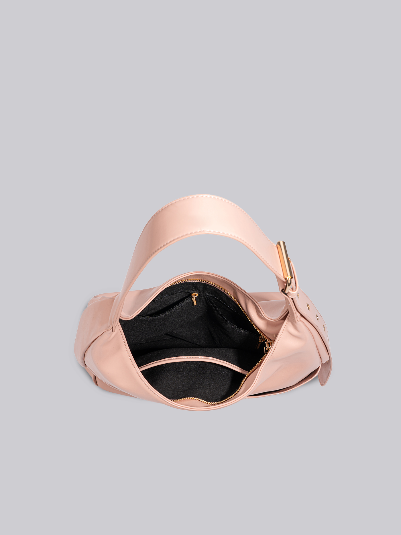 Schwarze Schultertasche Damen – Minimalistisches & geräumiges Design aus veganem Leder