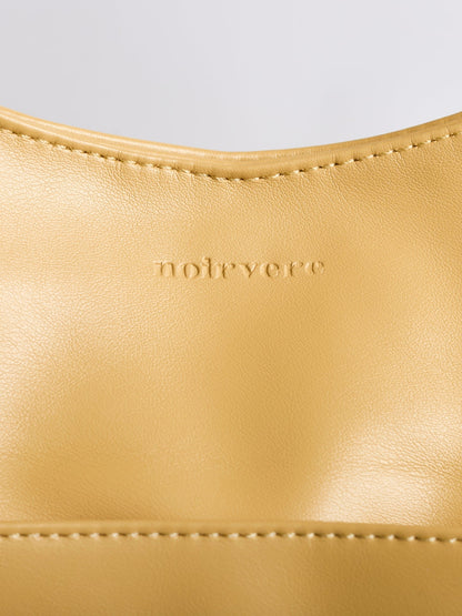 Geräumige Schwarze Schultertasche aus Veganer Leder – Minimalistisches Design
