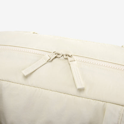 Reisetasche für Handgepäck – Leicht & Wasserabweisend mit Trolley-Gurt & PVC-Fach