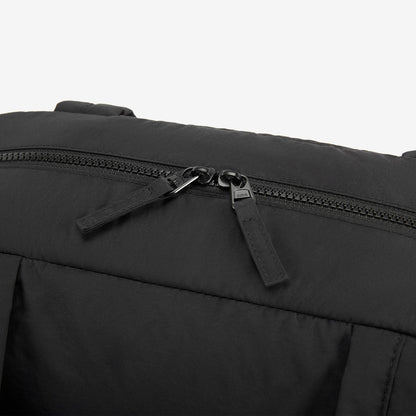 Reisetasche für Handgepäck – Leicht & Wasserabweisend mit Trolley-Gurt & PVC-Fach