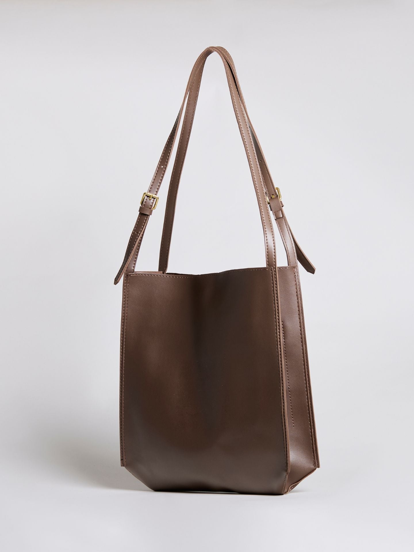 Minimalistische Schultertasche Damen – Schwarz & Braun, Geräumig & Elegant