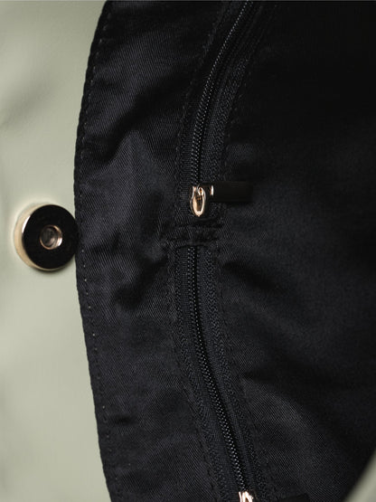 Geräumige Schwarze Schultertasche aus Veganer Leder – Minimalistisches Design