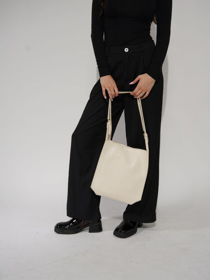 Minimalistische Schultertasche Damen – Schwarz & Braun, Geräumig & Elegant