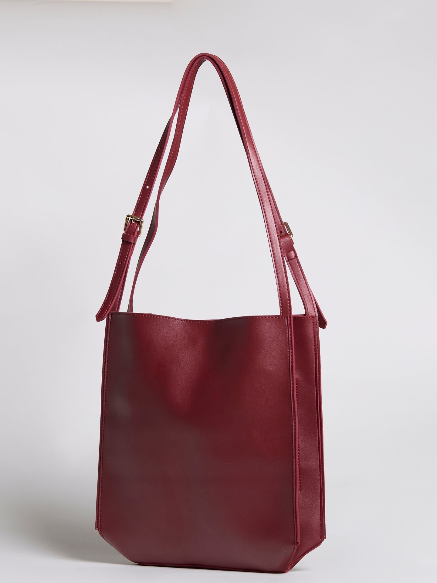 Minimalistische Schultertasche Damen – Schwarz & Braun, Geräumig & Elegant