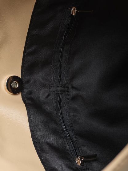 Geräumige Schwarze Schultertasche aus Veganer Leder – Minimalistisches Design