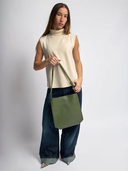 Minimalistische Schultertasche Damen – Schwarz & Braun, Geräumig & Elegant
