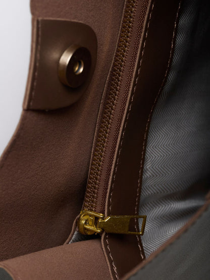 Minimalistische Schultertasche Damen – Schwarz & Braun, Geräumig & Elegant