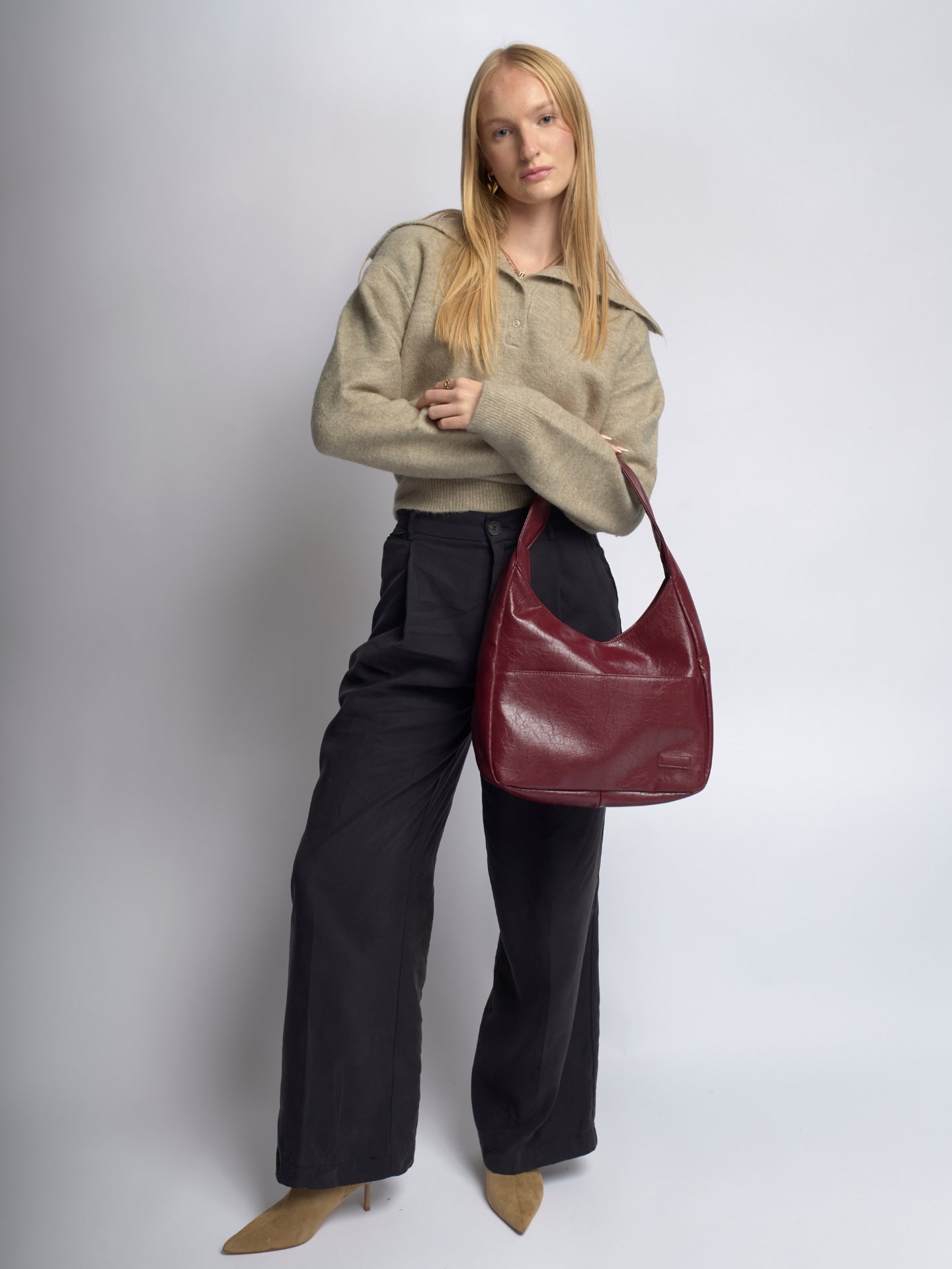 Liorra Vegane Halbmond Schultertasche – Elegant, Vielseitig & Modern