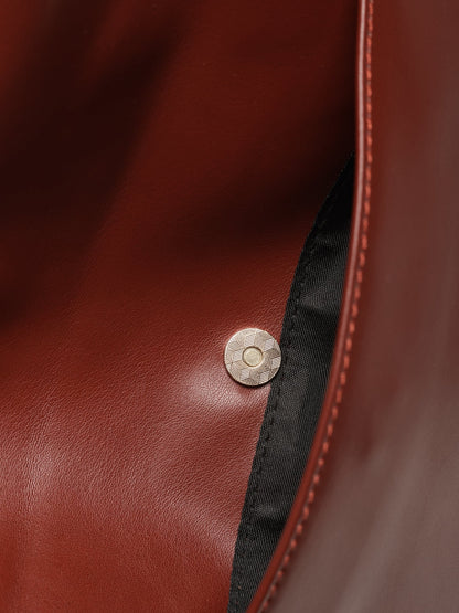 Geräumige Schwarze Schultertasche aus Veganer Leder – Minimalistisches Design