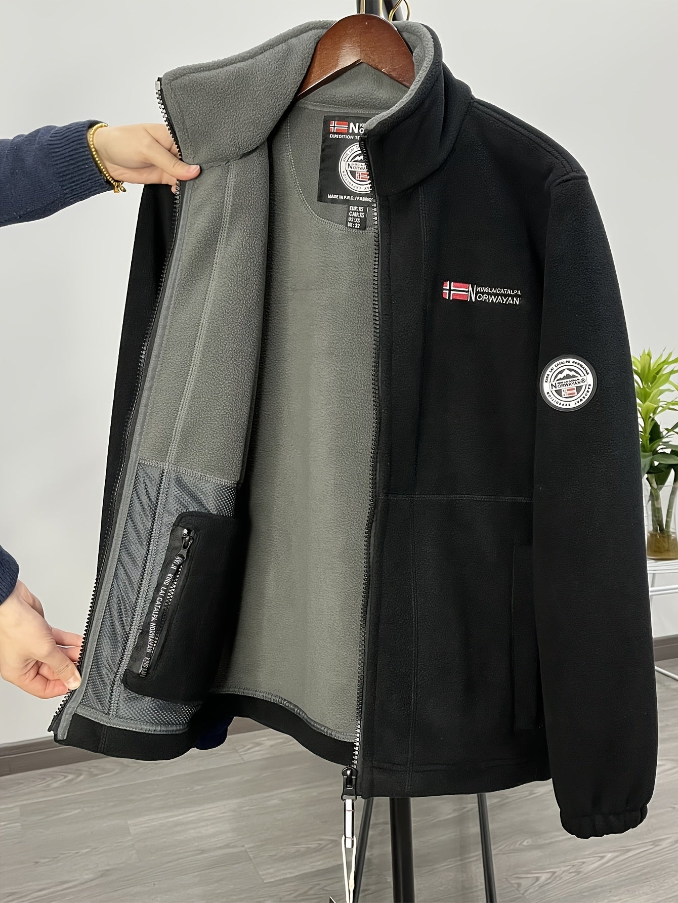 Outdoor Fleecejacke Herren – Warme Übergangsjacke mit Stehkragen & Reißverschlusstaschen