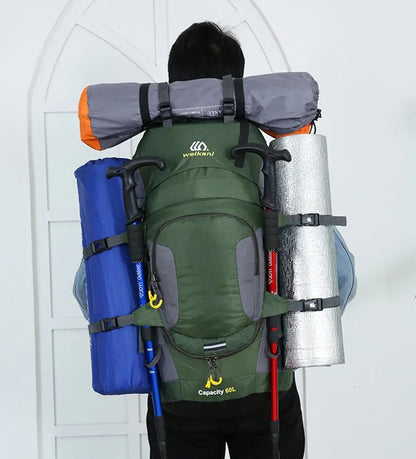 Wasserdichter 70L Wanderrucksack – Leicht, Ergonomisch & Vielseitig für Trekking, Camping & Reisen