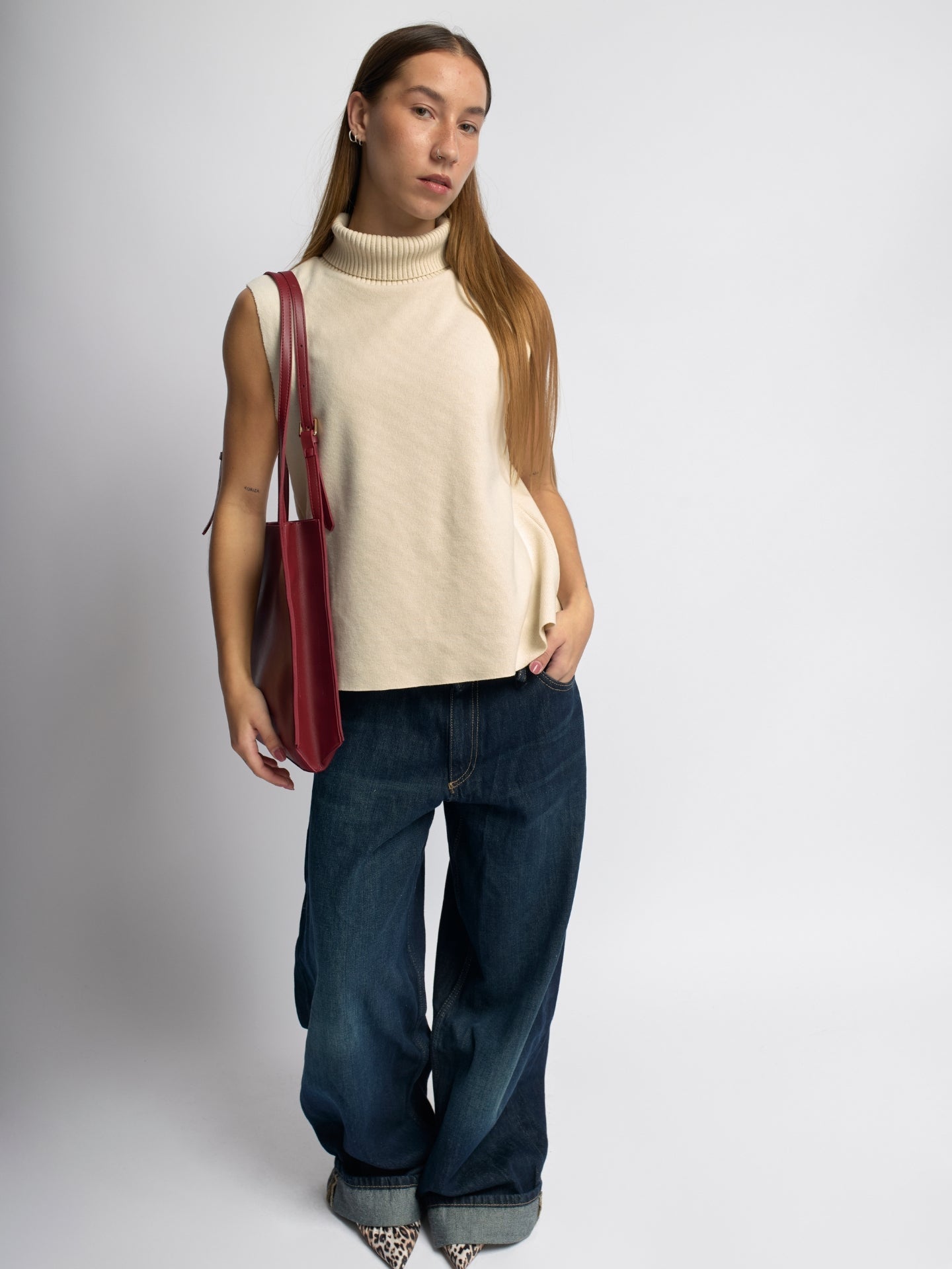 Minimalistische Schultertasche Damen – Schwarz & Braun, Geräumig & Elegant