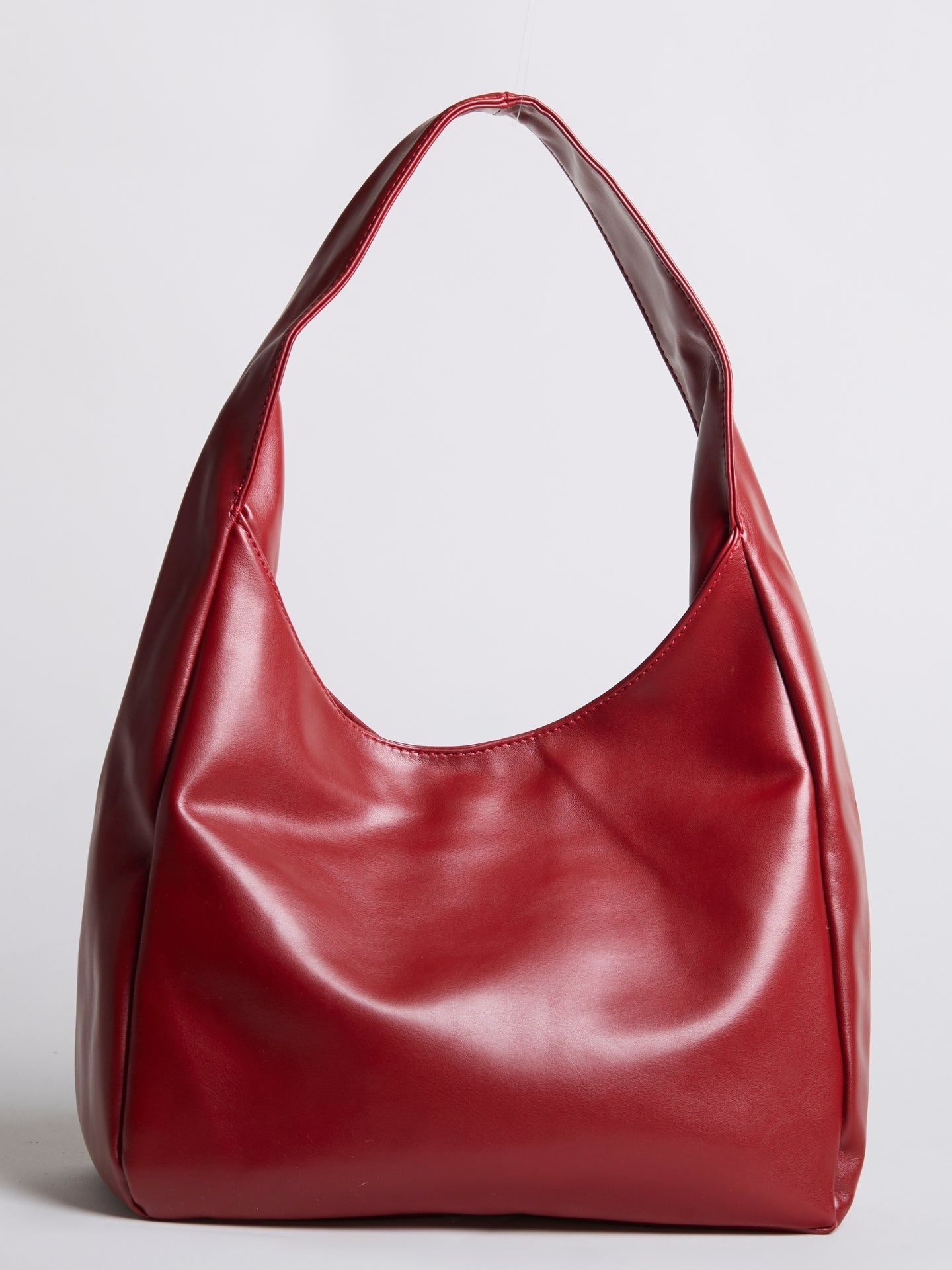 Geräumige Schwarze Schultertasche aus Veganer Leder – Minimalistisches Design