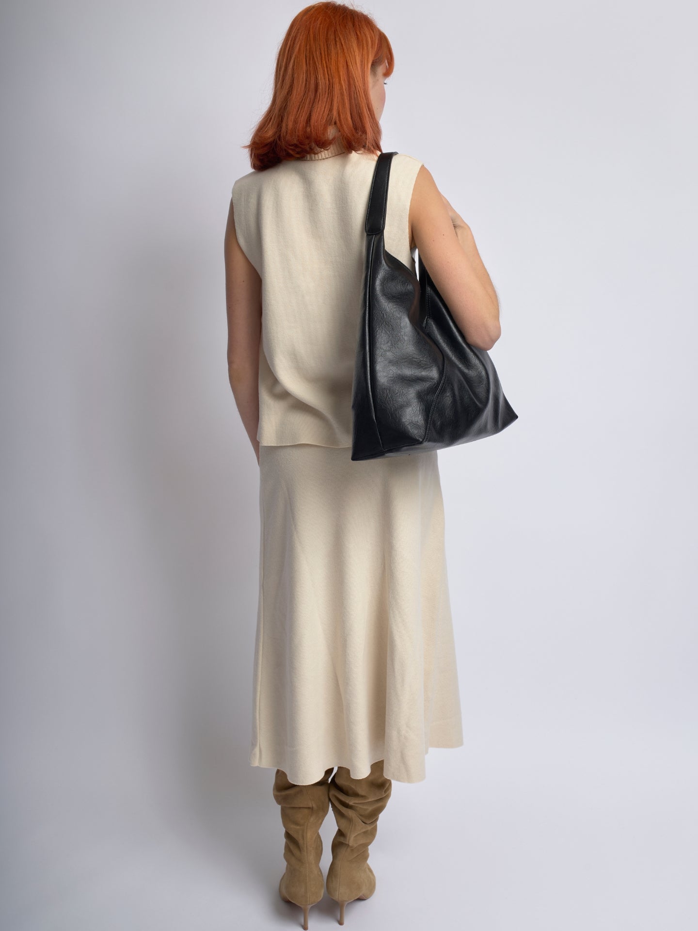 Liorra Vegane Hobo Schultertasche – Geräumig, Elegant & Zeitlos