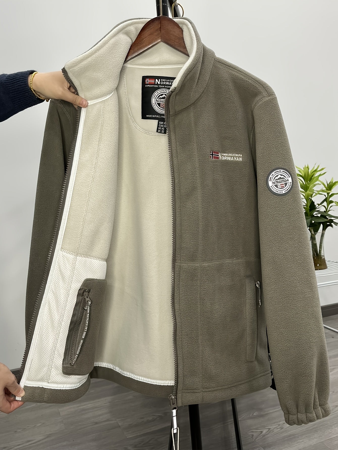 Outdoor Fleecejacke Herren – Warme Übergangsjacke mit Stehkragen & Reißverschlusstaschen