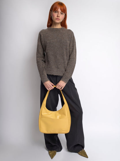 Geräumige Schwarze Schultertasche aus Veganer Leder – Minimalistisches Design