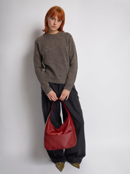 Geräumige Schwarze Schultertasche aus Veganer Leder – Minimalistisches Design