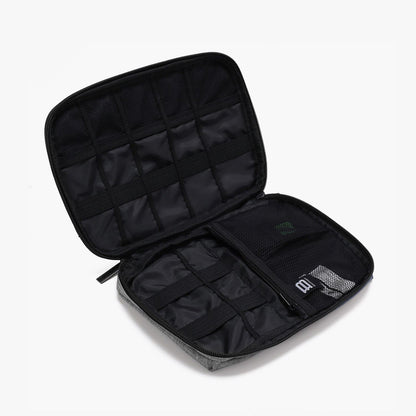 Tech Organizer – Wasserdichte Kabeltas für Reisen & Alltag