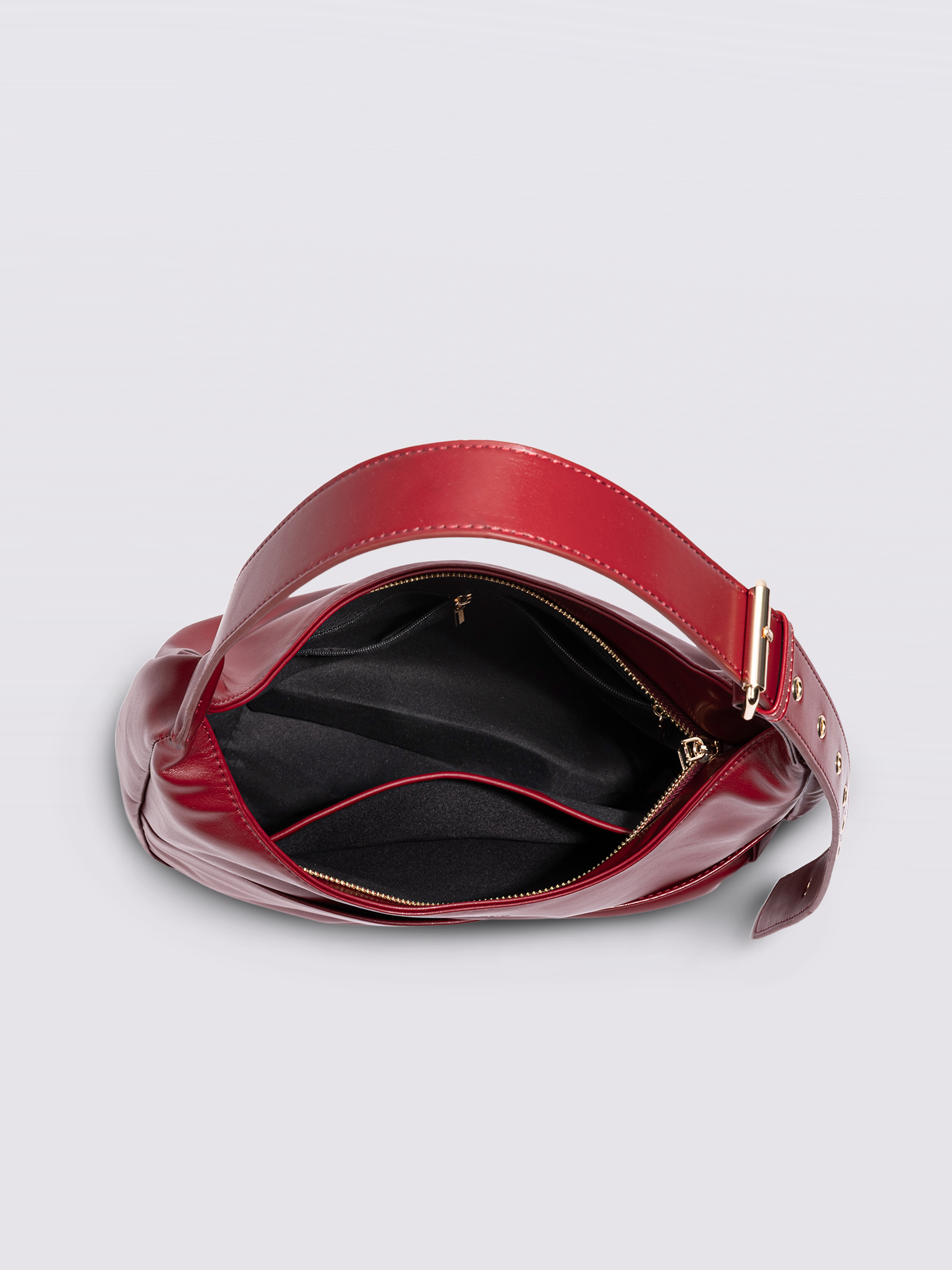 Schwarze Schultertasche Damen – Minimalistisches & geräumiges Design aus veganem Leder