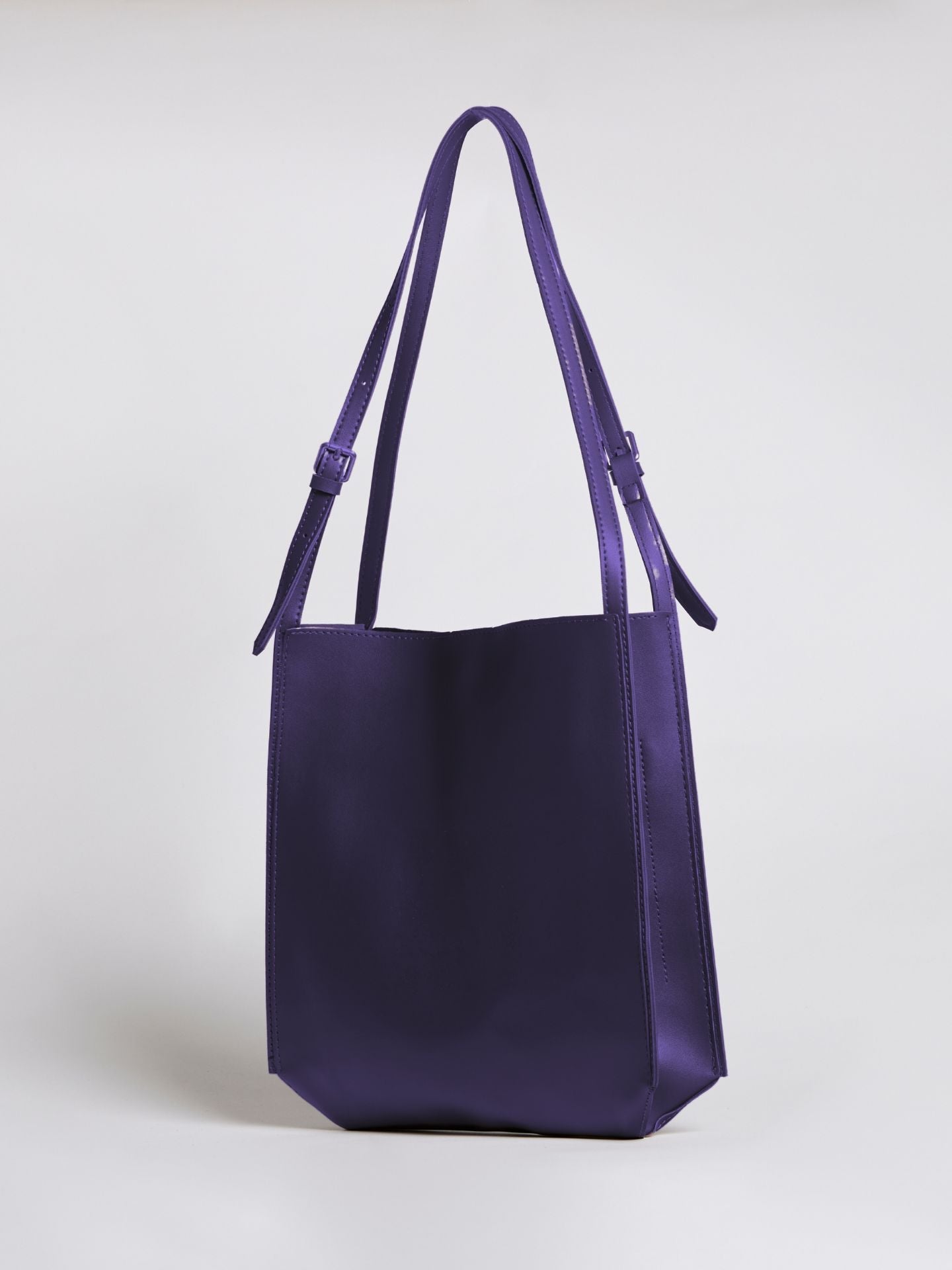Minimalistische Schultertasche Damen – Schwarz & Braun, Geräumig & Elegant