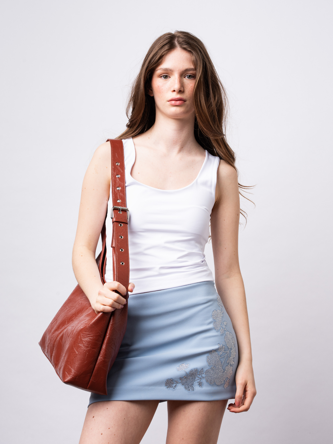 Schwarze Schultertasche Damen – Minimalistisches Design & viel Stauraum