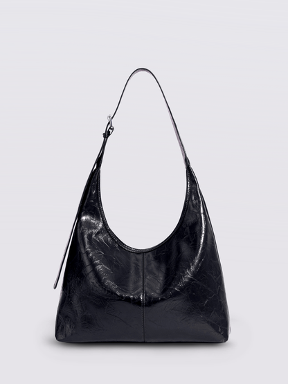 Schwarze Schultertasche Damen – Minimalistisches Design & viel Stauraum