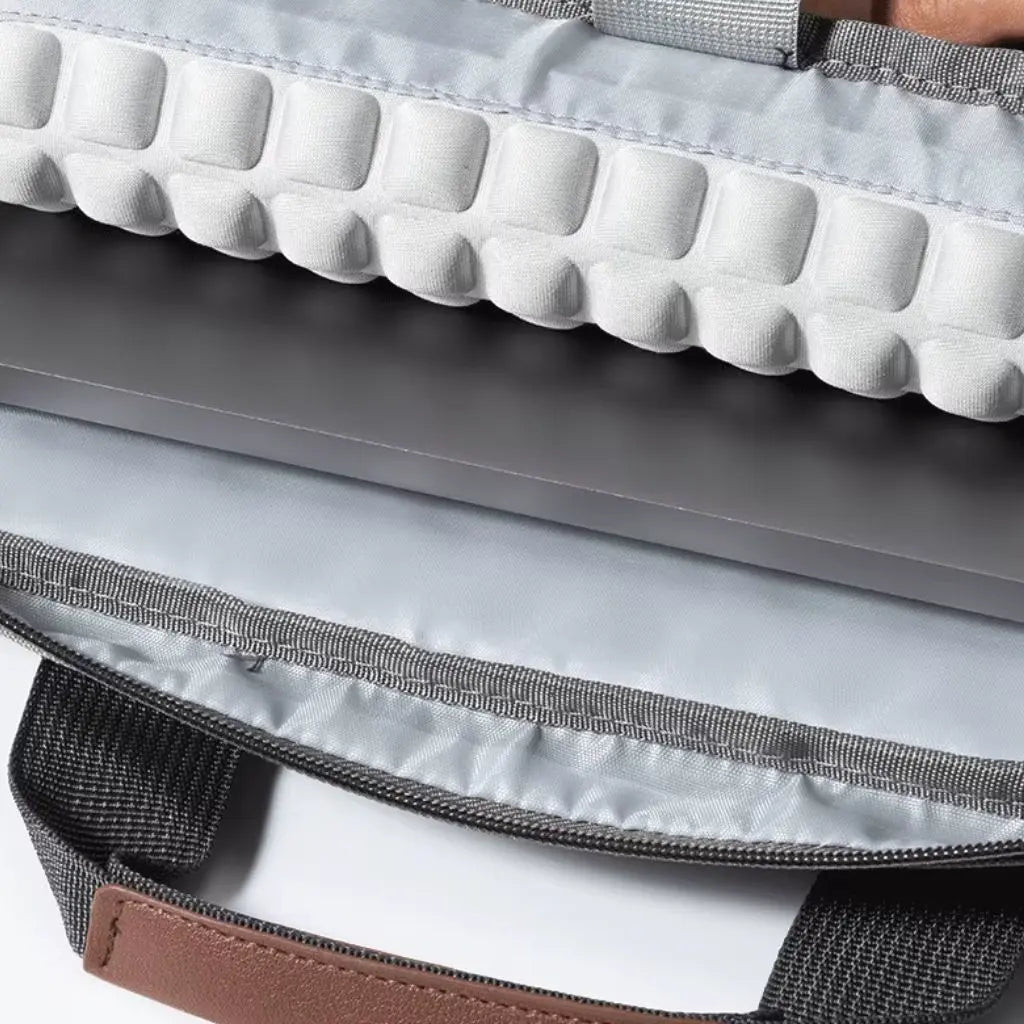 Laptoptasche Herren Leder 15,6 Zoll – Wasserabweisend, Leicht & Stilvoll für Business & Alltag