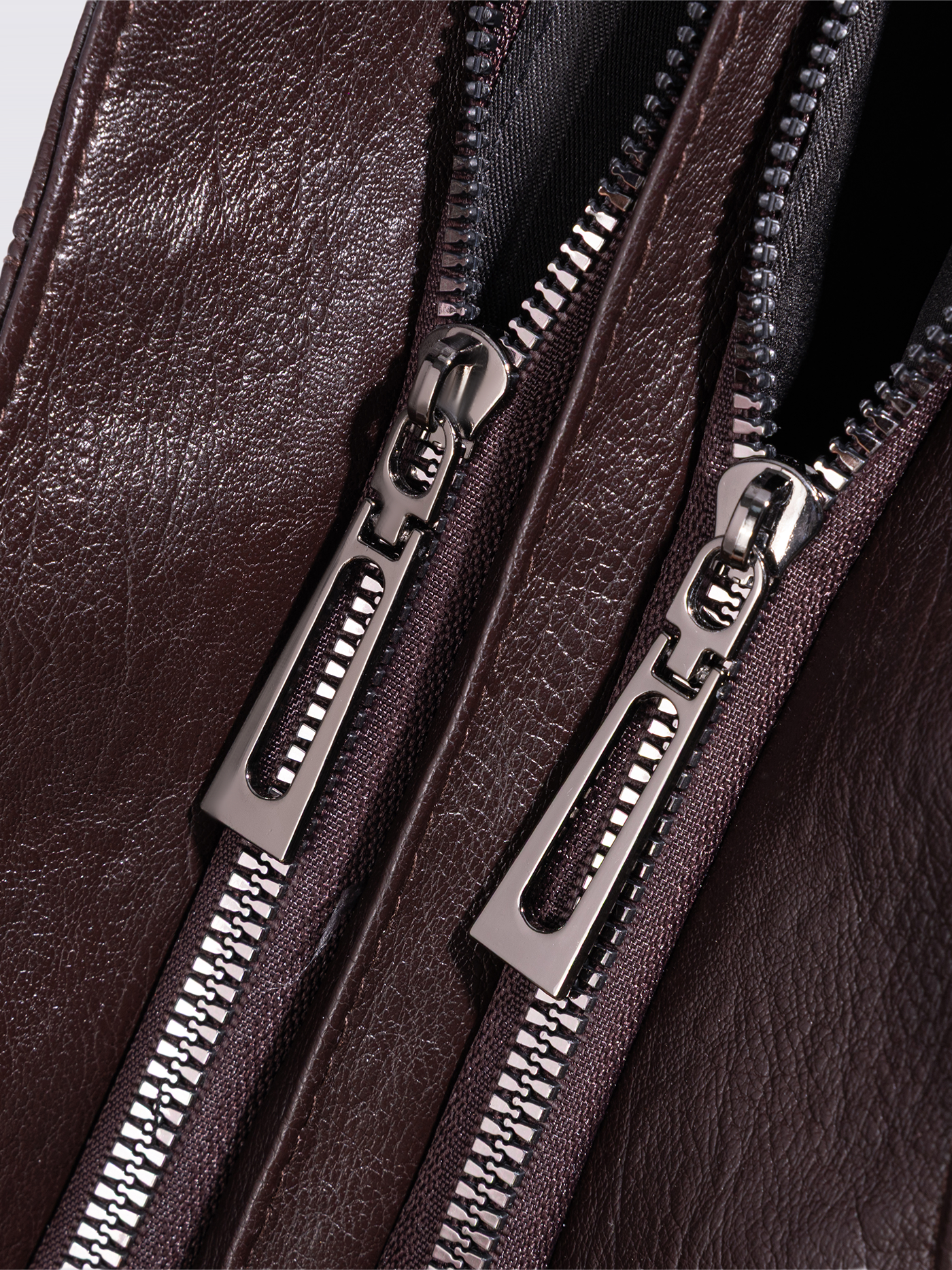Schwarze Schultertasche Damen mit Seitentaschen – Geräumig & Elegant