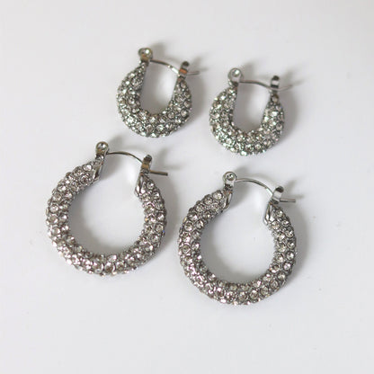 Goldfarbene Strass-Hoops Set – Statement Ohrringe mit Kristallen, 2 Größen – Glitzer Ohrschmuck für Damen