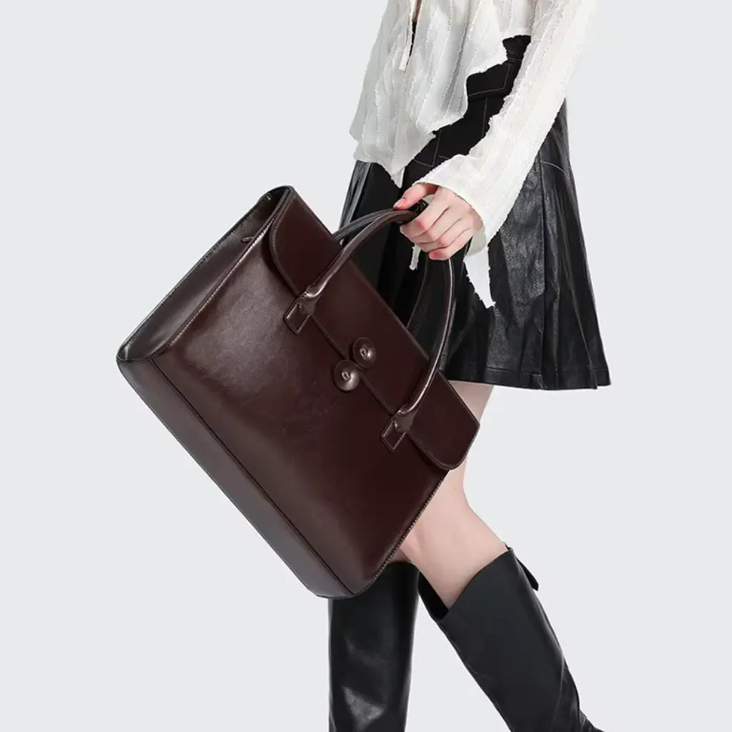 Dunkelbraune Leder-Aktentasche für Herren – Elegante Business-Tasche mit Laptopfach und abnehmbarem Schulterriemen