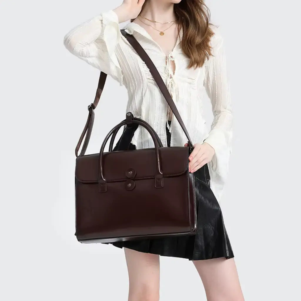 Dunkelbraune Leder-Aktentasche für Herren – Elegante Business-Tasche mit Laptopfach und abnehmbarem Schulterriemen