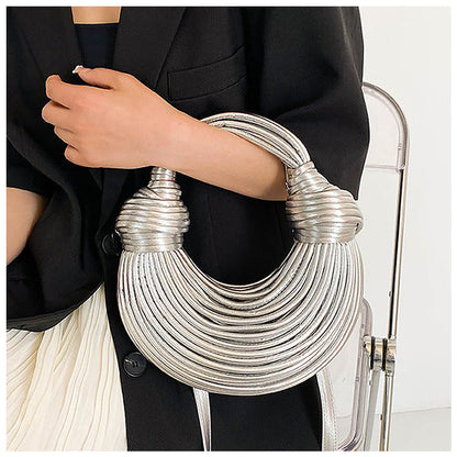 Einzigartige Halbmond Handtasche – Schwarz, Veganes Leder, Trendiges Design