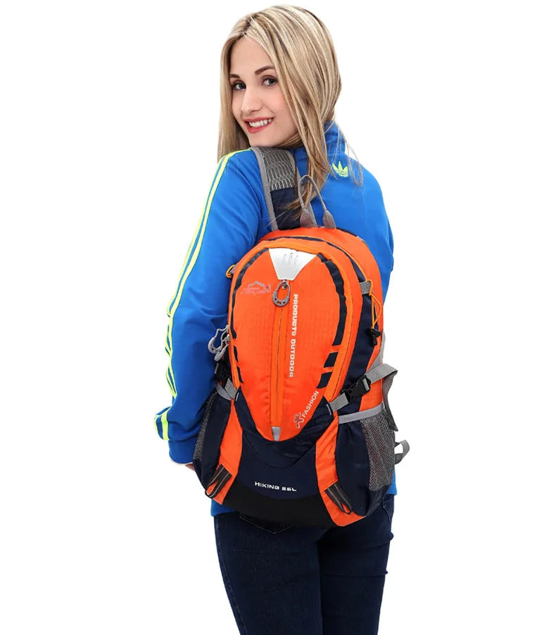 Premium Outdoor Rucksack 25L – Wasserdicht, Leicht & Atmungsaktiv für Wandern, Reisen & Radfahren