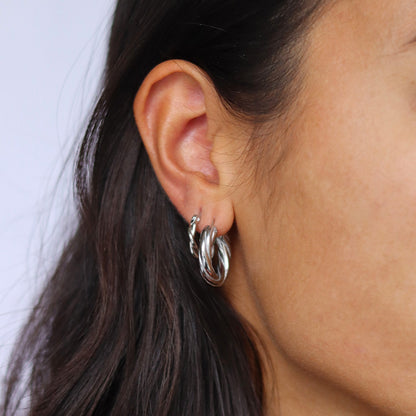 Goldene Creolen – gedrehte Twisted Hoops aus Edelstahl, nickelfrei & hypoallergen