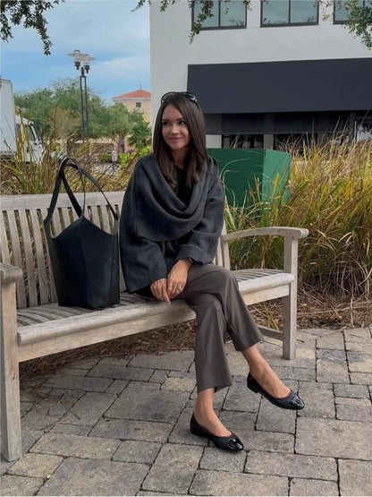 Damen Poncho mit Eleganter Drapierung – Warmer Umhang in Dunkelgrau
