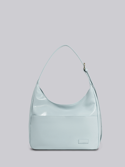 Schwarze Schultertasche Damen – Minimalistisches & geräumiges Design aus veganem Leder