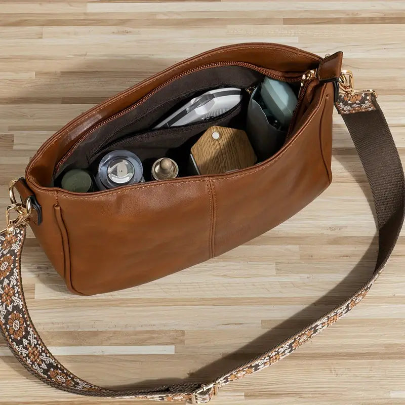 Vegane Schultertasche mit breitem, bedrucktem Riemen – stilvoll & praktisch