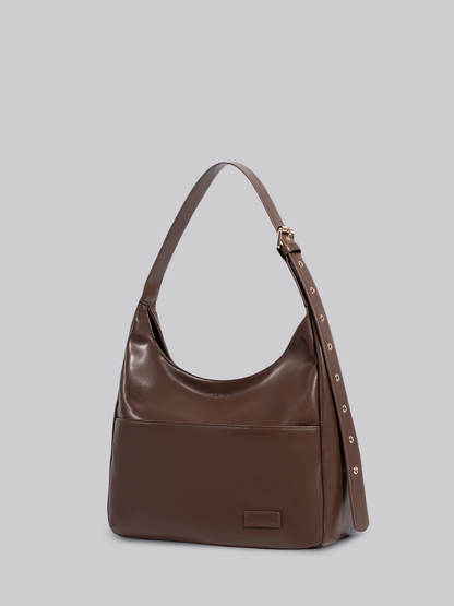 Schwarze Schultertasche Damen – Minimalistisches & geräumiges Design aus veganem Leder