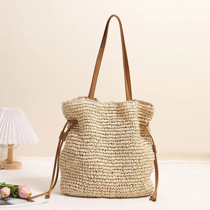 Strohtasche für Damen – Große Strandtasche mit Lederhenkeln & Viel Stauraum