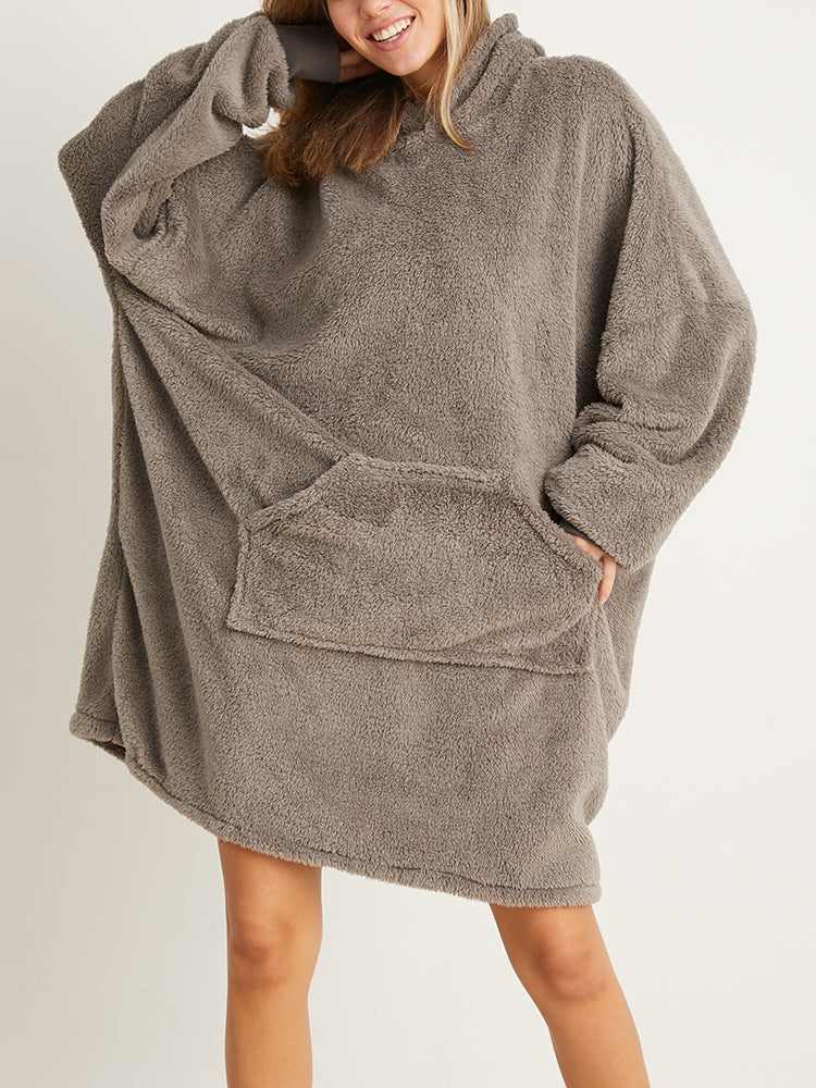 Huggie Hoodie Decke – Warmer Oversized Flanell Hoodie mit Ärmeln