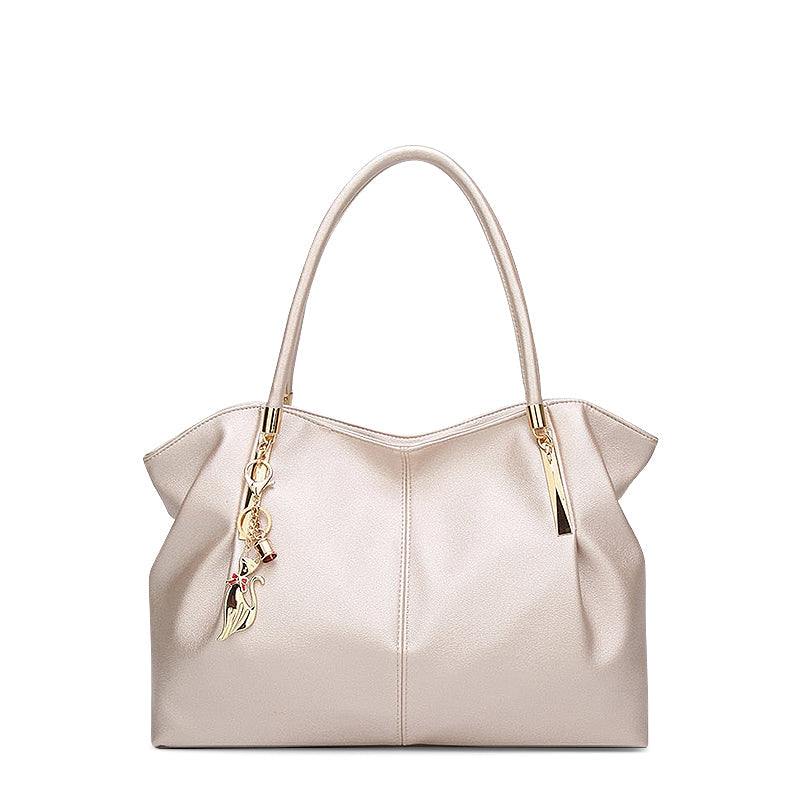 Trendige Handtasche Veganes Leder – Elegant & Praktisch mit Goldenen Details