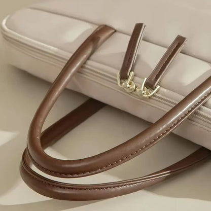 Beige Laptoptasche für Damen – Elegant, wasserabweisend & 16" kompatibel