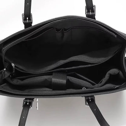 Laptop Shopper 15,6 Zoll Schwarz – Elegant & Wasserabweisend