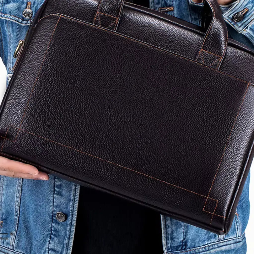 Dunkelbraune Laptoptasche aus echtem Leder – Stilvoll, langlebig & funktional