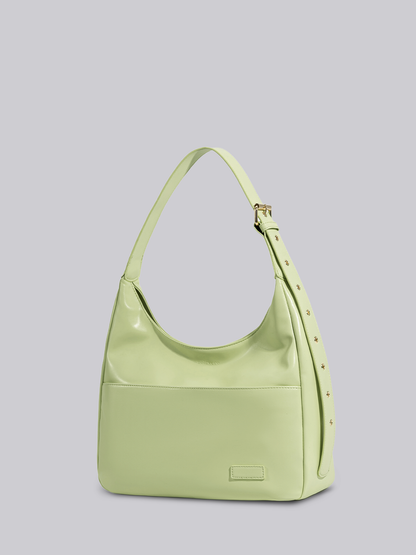 Schwarze Schultertasche Damen – Minimalistisches & geräumiges Design aus veganem Leder