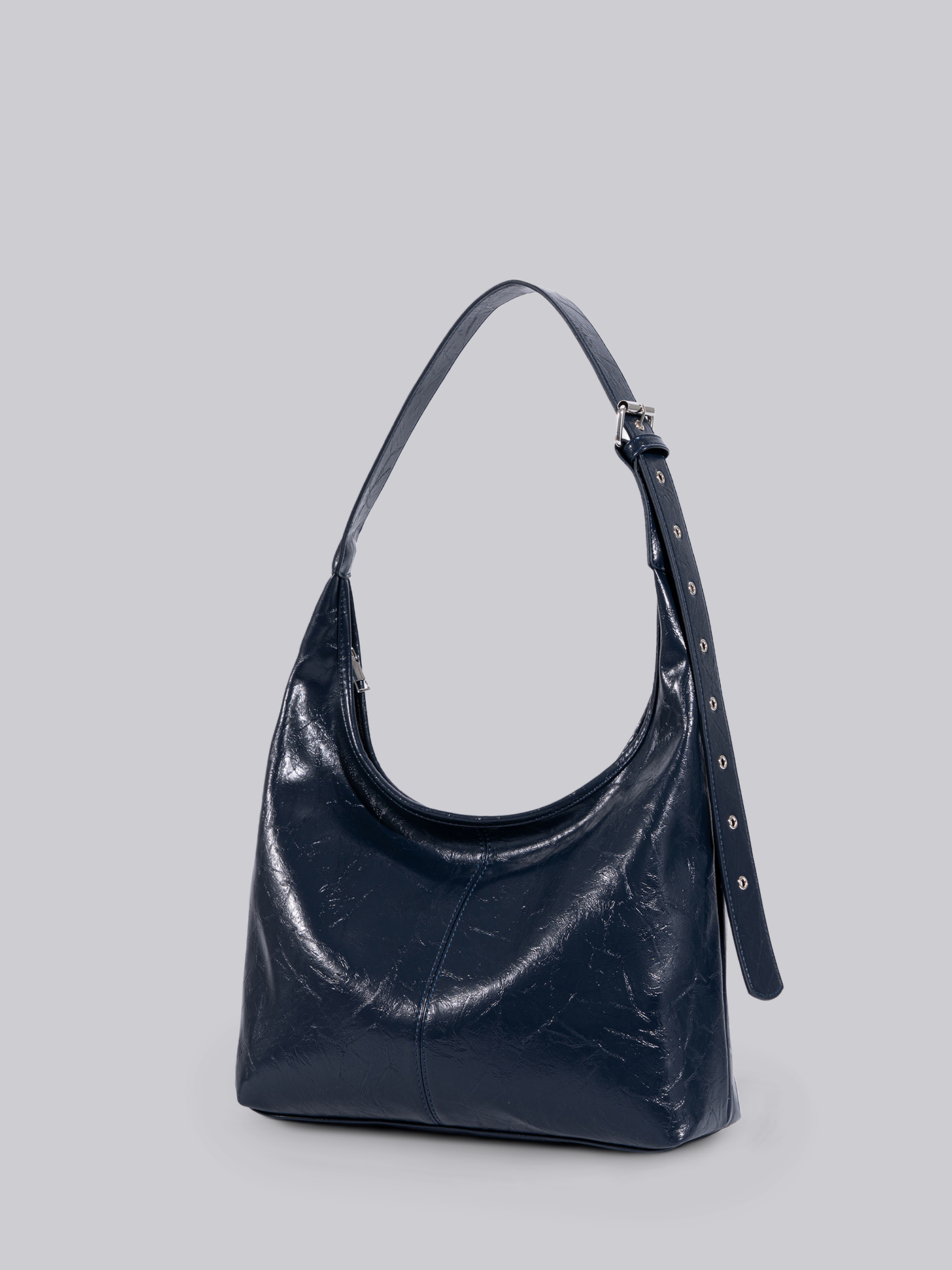 Schwarze Schultertasche Damen – Minimalistisches Design & viel Stauraum