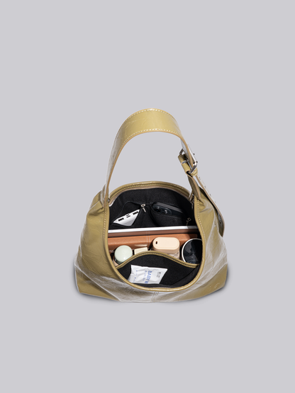 Schwarze Schultertasche Damen – Minimalistisches Design & viel Stauraum
