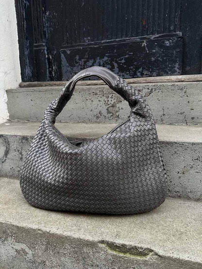 Elegante Gewebte Schultertasche aus Kunstleder – Modische Damen-Handtasche in Trendfarben